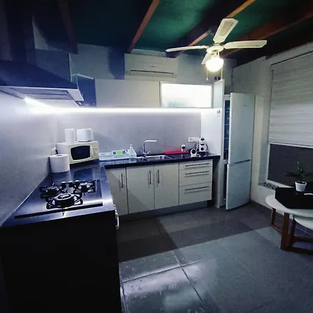 فيلة Kristalina كاليبي