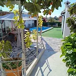 Βίλα Kristalina Κάλπε