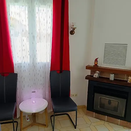 Kristalina Villa Calp